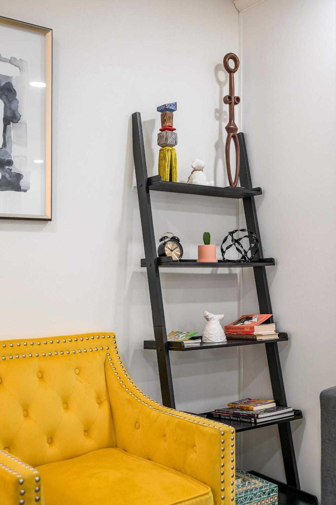 Apartment New Renovated 2b2b Self Checkin Free Parking 1 *